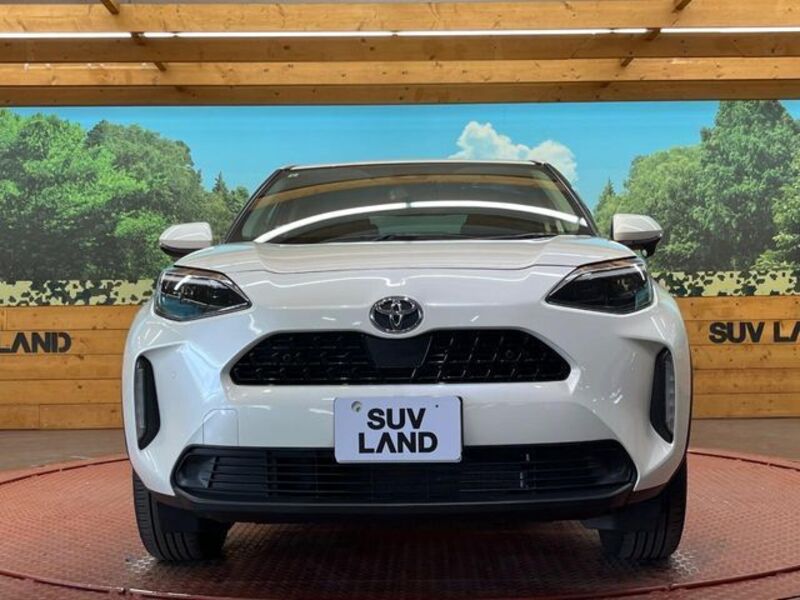 YARIS CROSS