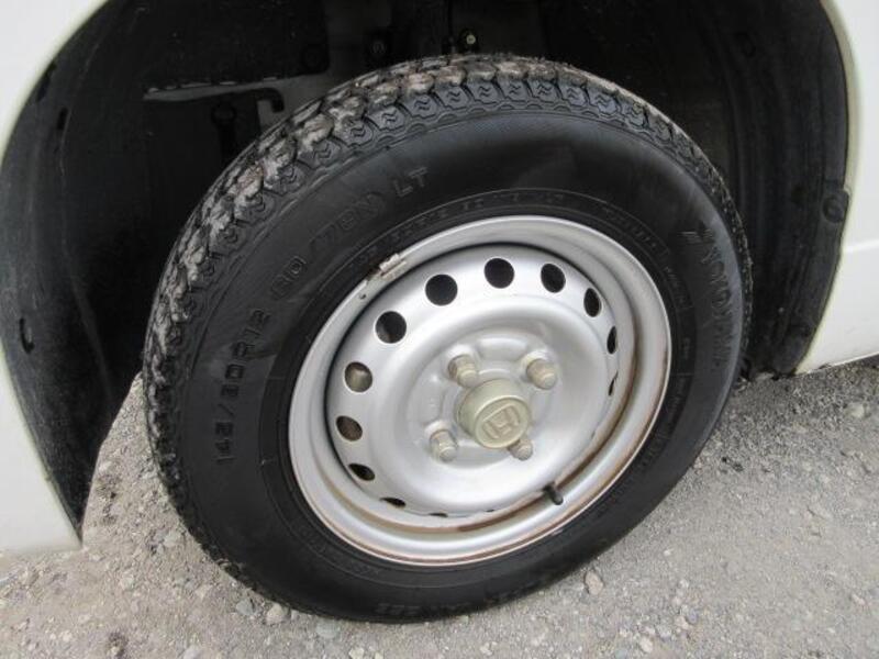 N-VAN
