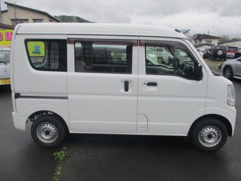 MINICAB VAN