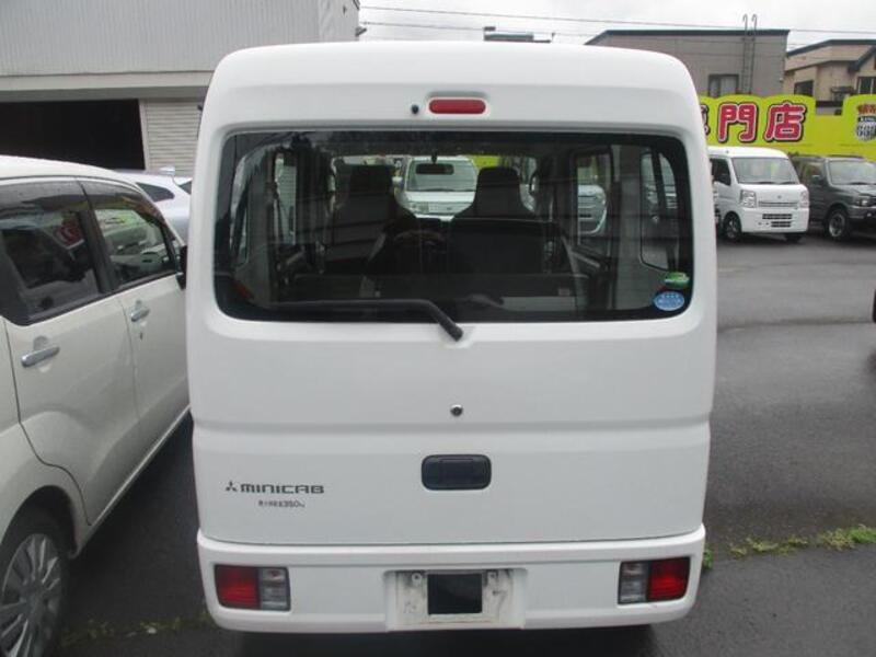 MINICAB VAN