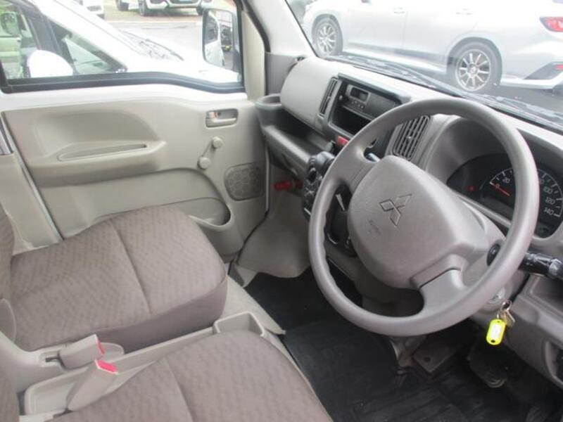 MINICAB VAN