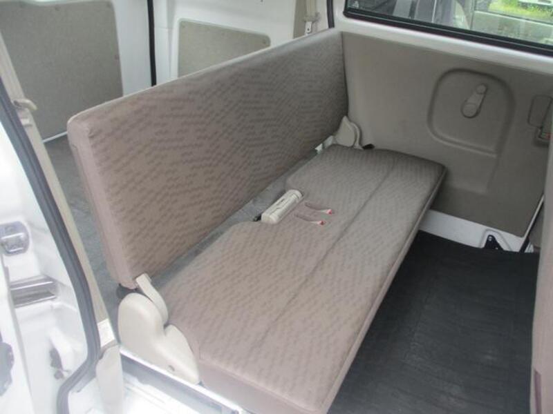 MINICAB VAN