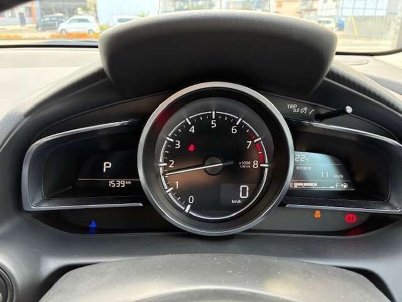 MAZDA2