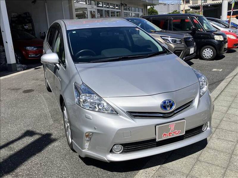 PRIUS ALPHA