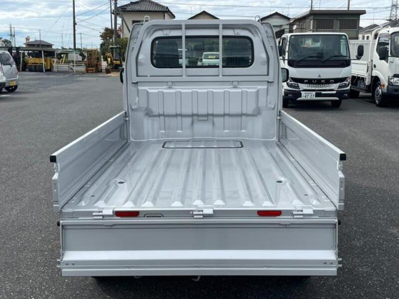 MINICAB TRUCK