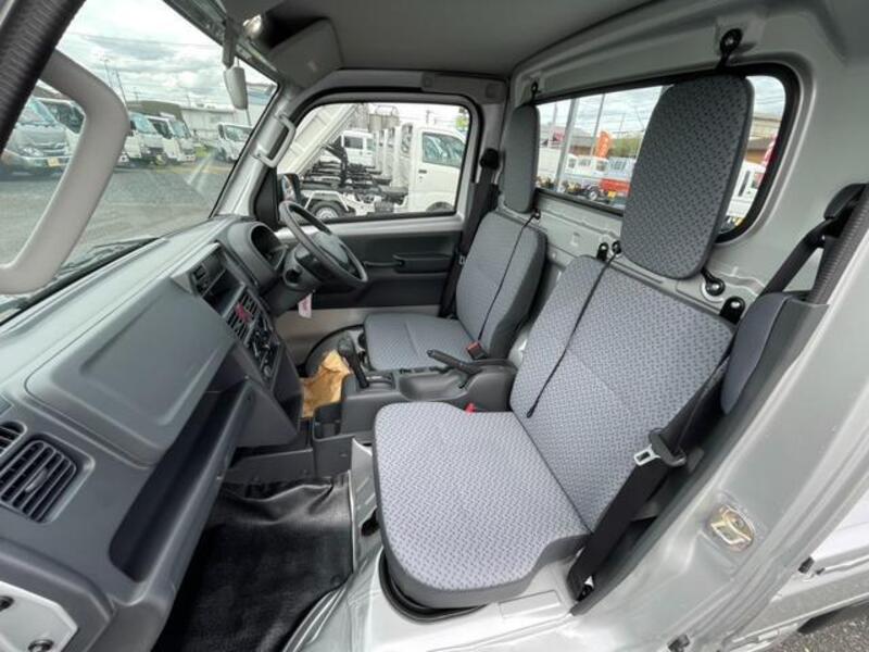 MINICAB TRUCK