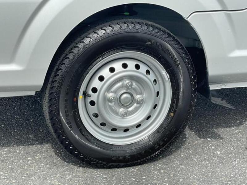MINICAB TRUCK