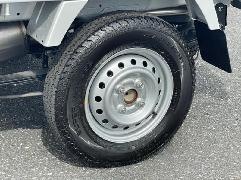 MINICAB TRUCK