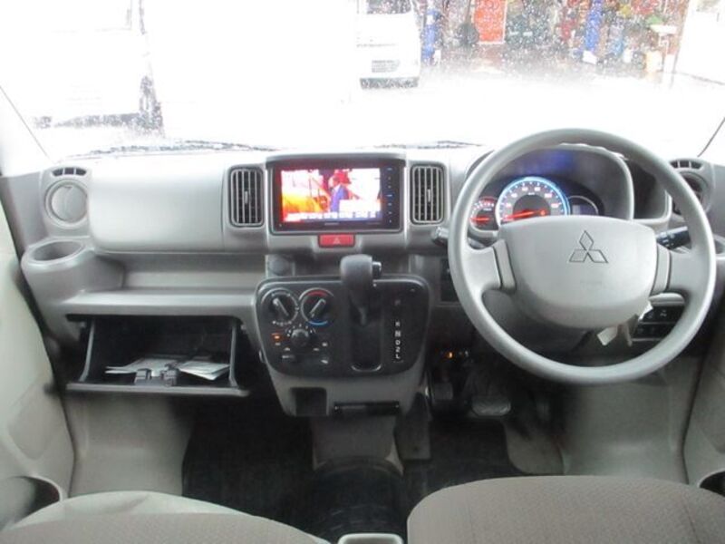 MINICAB VAN
