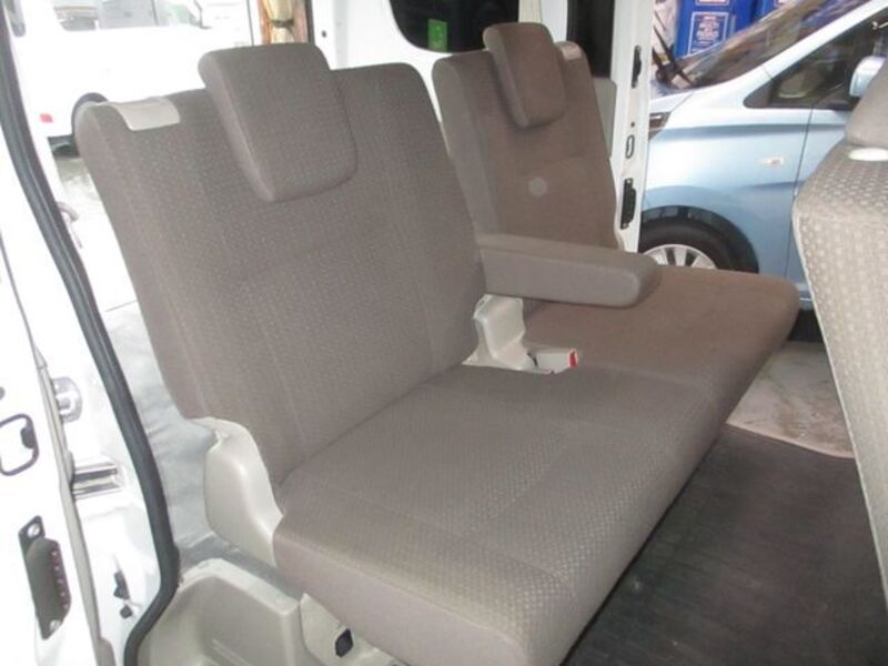 MINICAB VAN