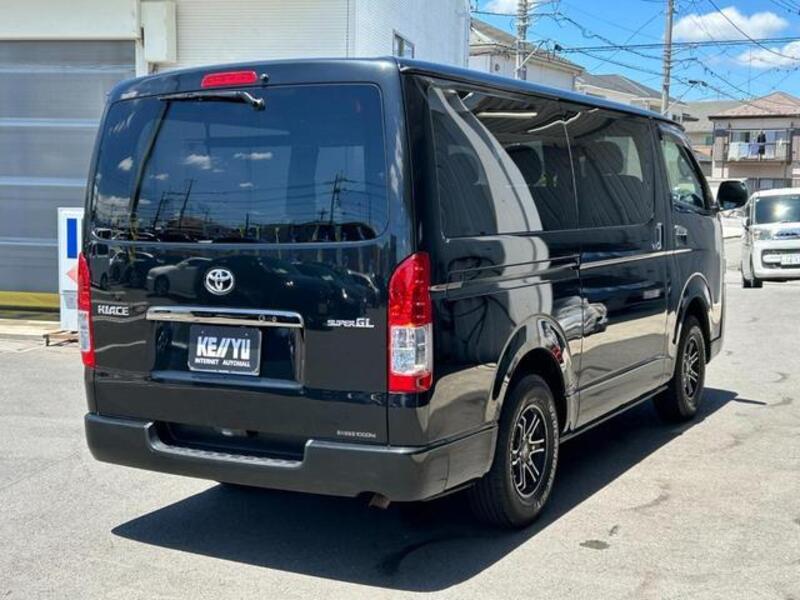 HIACE VAN