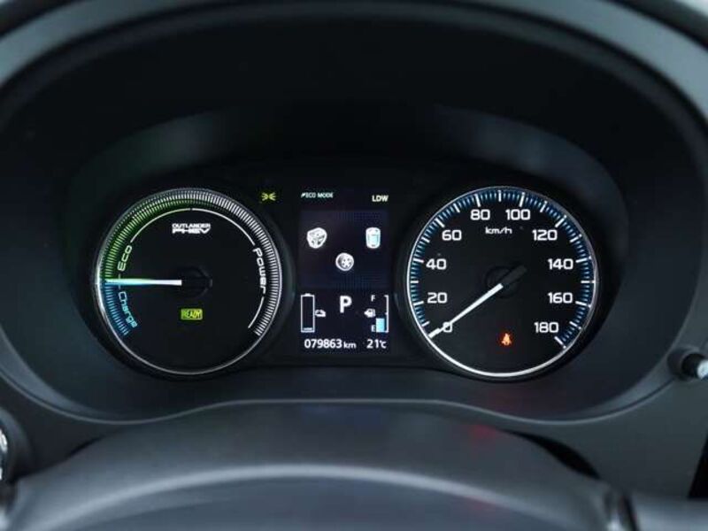OUTLANDER PHEV
