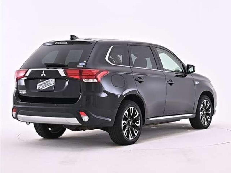 OUTLANDER PHEV