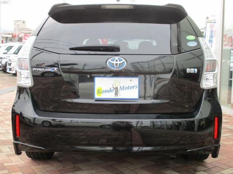PRIUS ALPHA