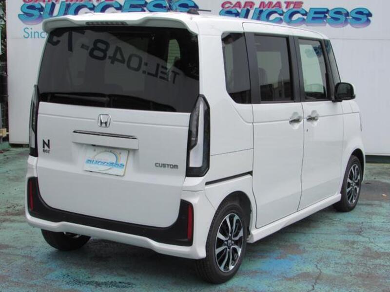 N BOX CUSTOM