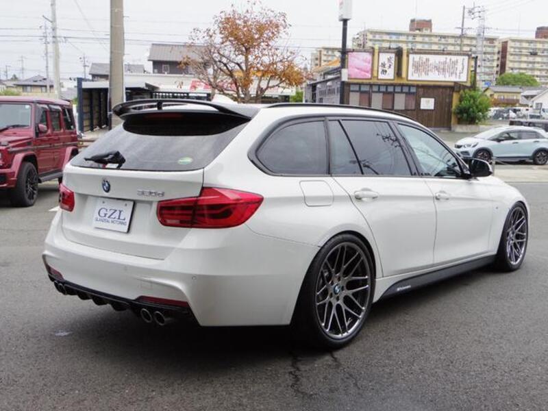 3 SERIES