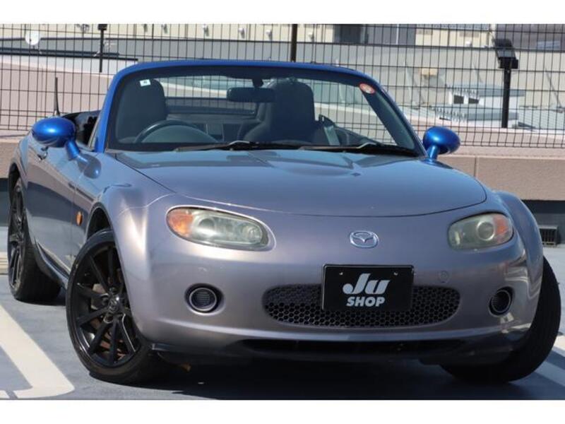 ROADSTER