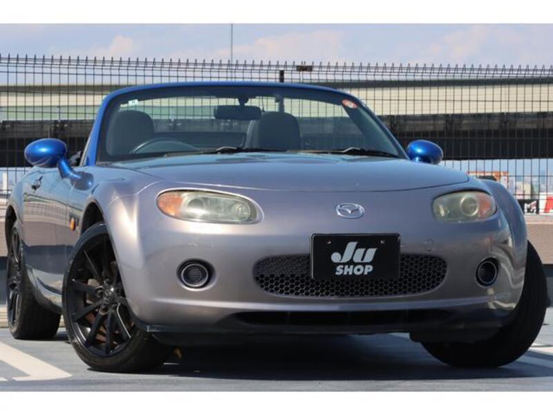 ROADSTER