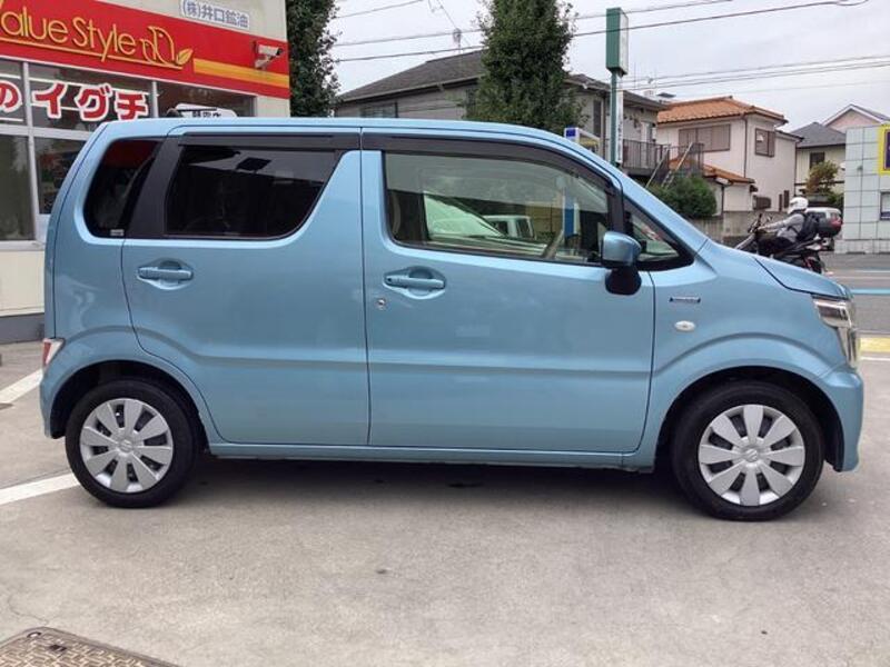 WAGON R