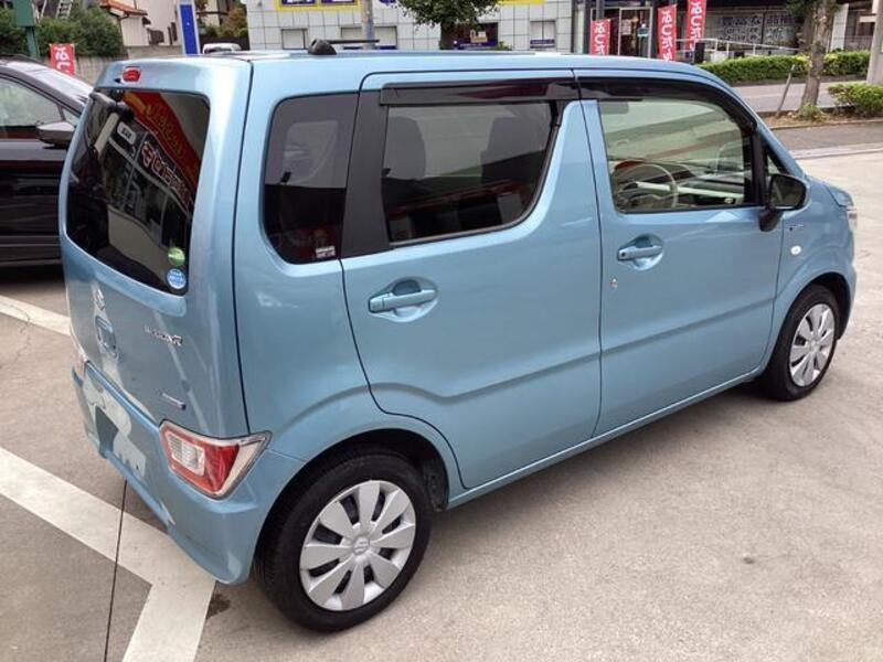 WAGON R