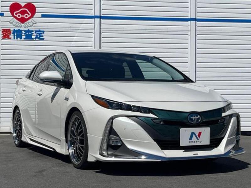PRIUS PHV