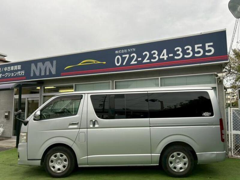 HIACE VAN