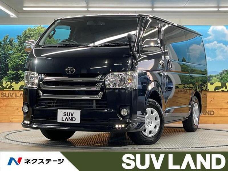 TOYOTA HIACE VAN