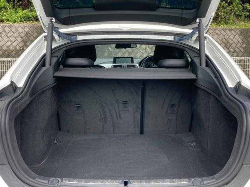 4 SERIES