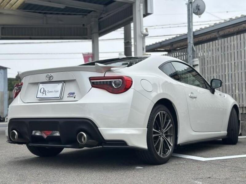 86
