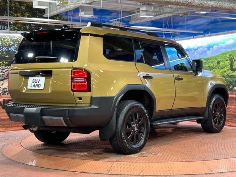LAND CRUISER 250