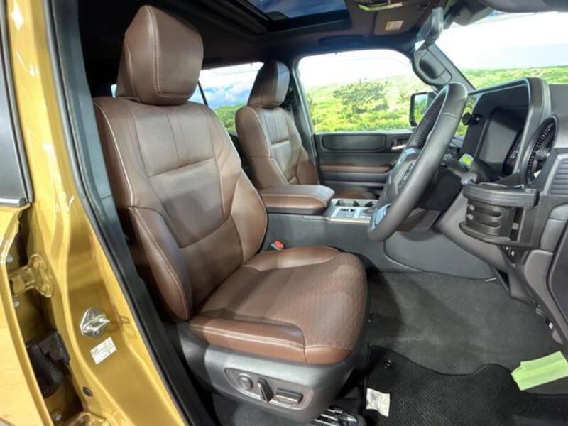 LAND CRUISER 250