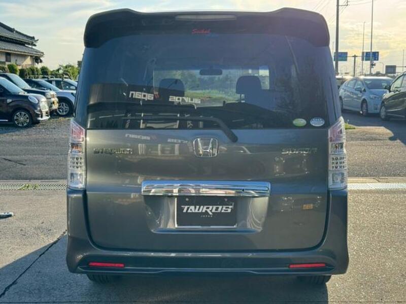STEPWAGON SPADA
