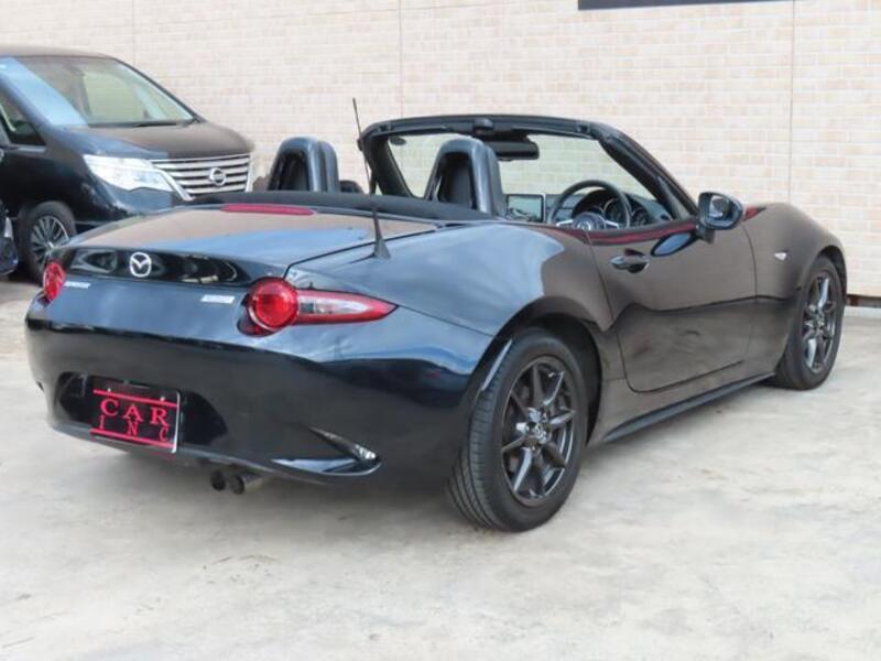 ROADSTER