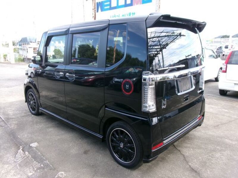 N BOX CUSTOM