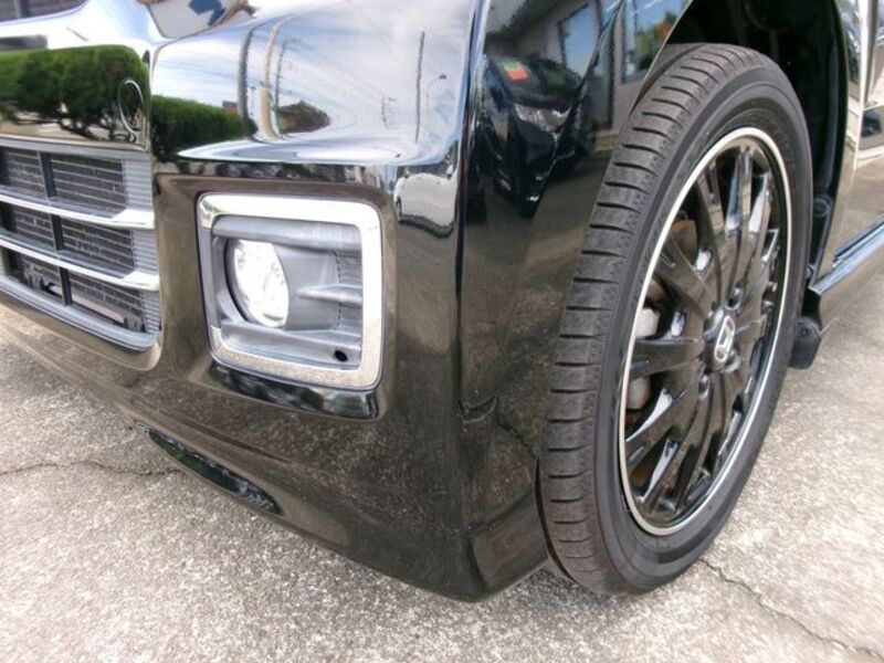 N BOX CUSTOM
