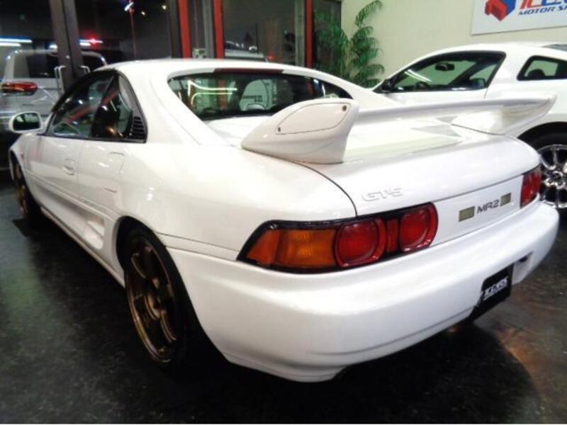 MR2