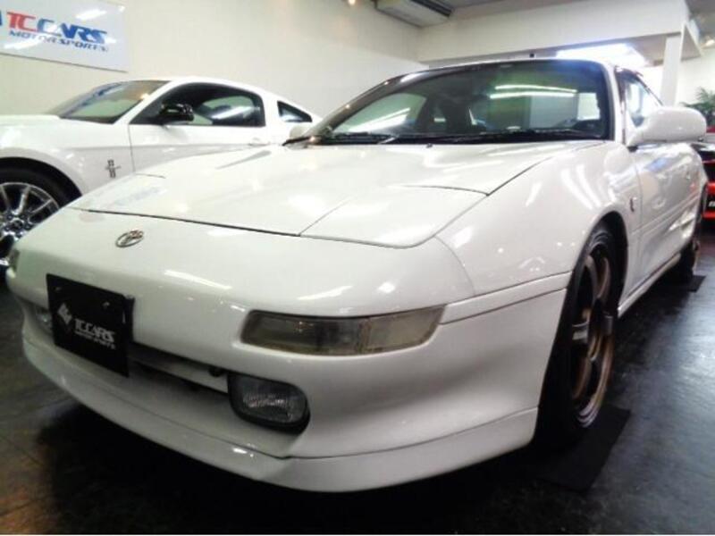 TOYOTA MR2