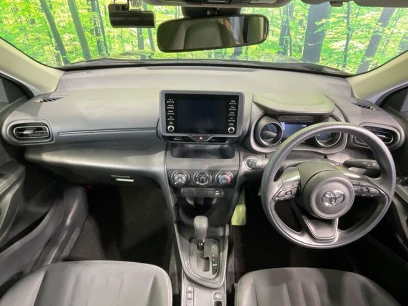 YARIS CROSS