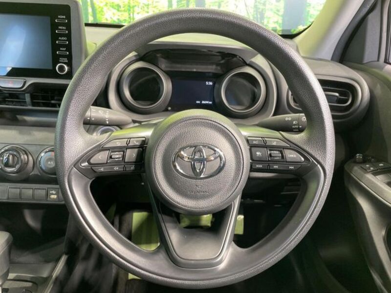 YARIS CROSS