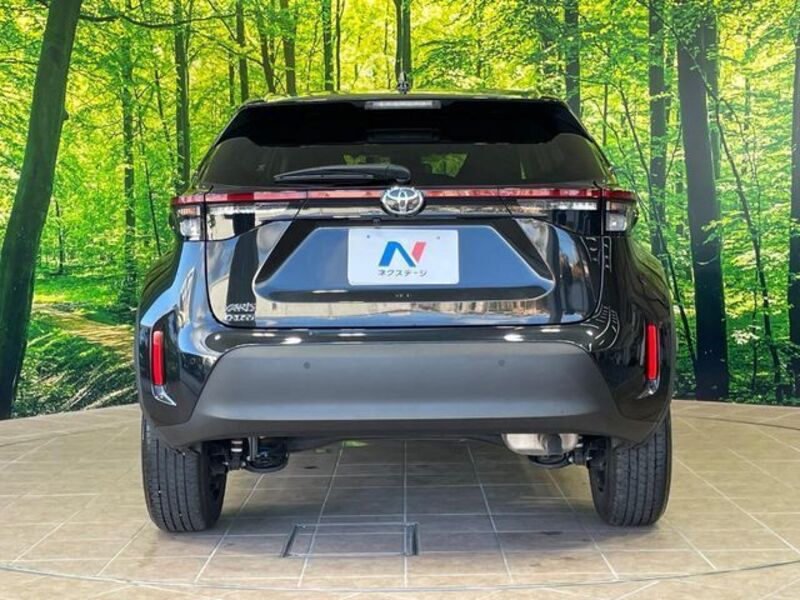 YARIS CROSS