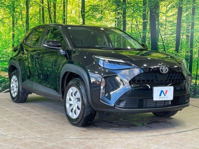 YARIS CROSS
