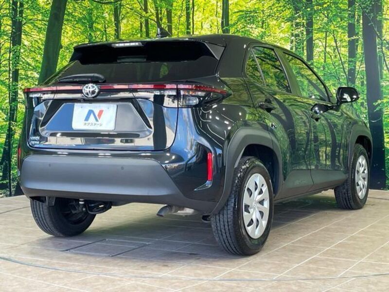 YARIS CROSS