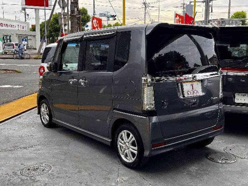 N BOX CUSTOM