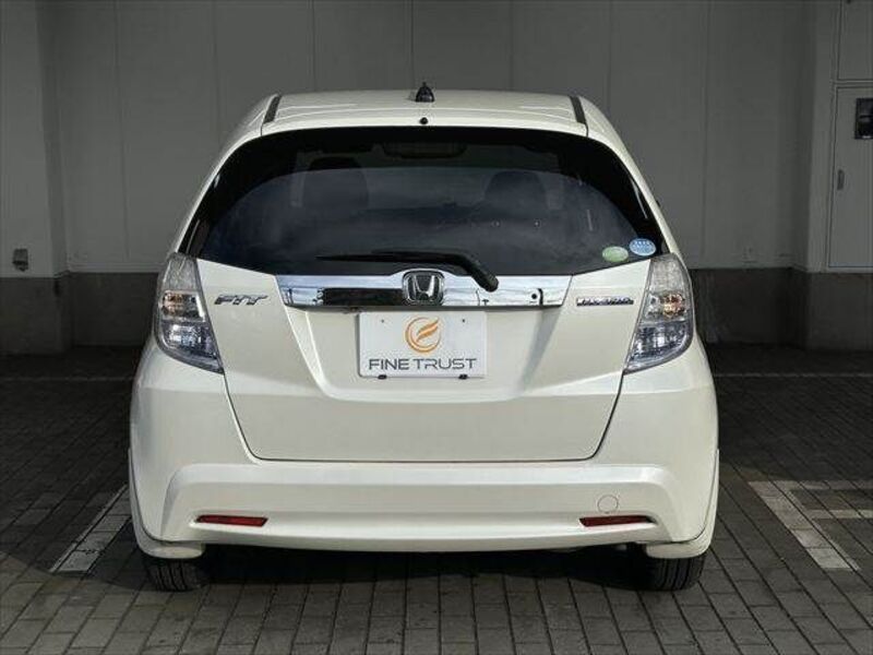 FIT HYBRID