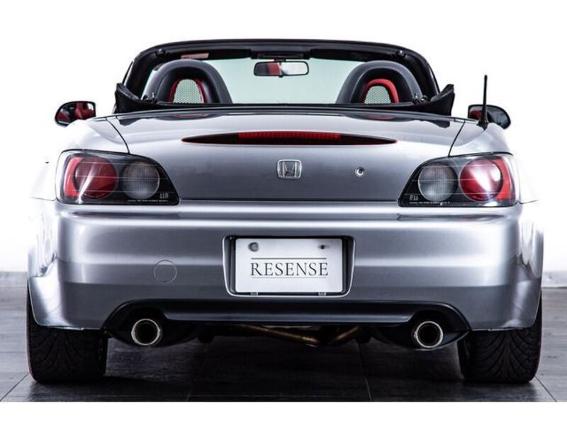 S2000