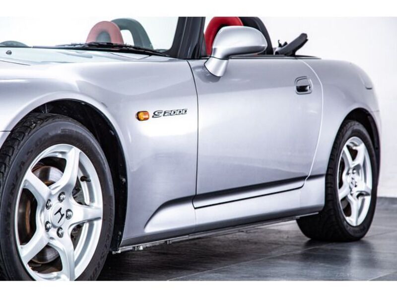 S2000
