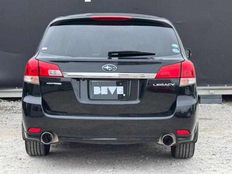 LEGACY OUTBACK