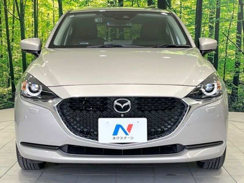 MAZDA2
