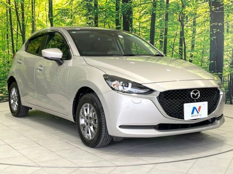 MAZDA2