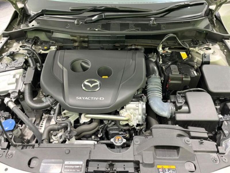 MAZDA2